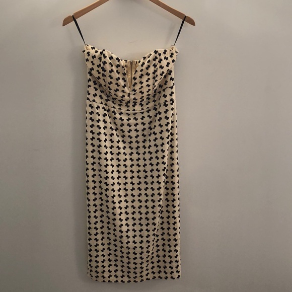 💥Host pick💥NWOT- Midi dress by TFNC London - Picture 3 of 5